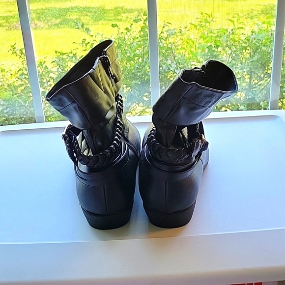 Mickey Ankle Boot - Picture 5 of 8